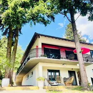  Bed & Breakfast La Madeleine Frankrijk